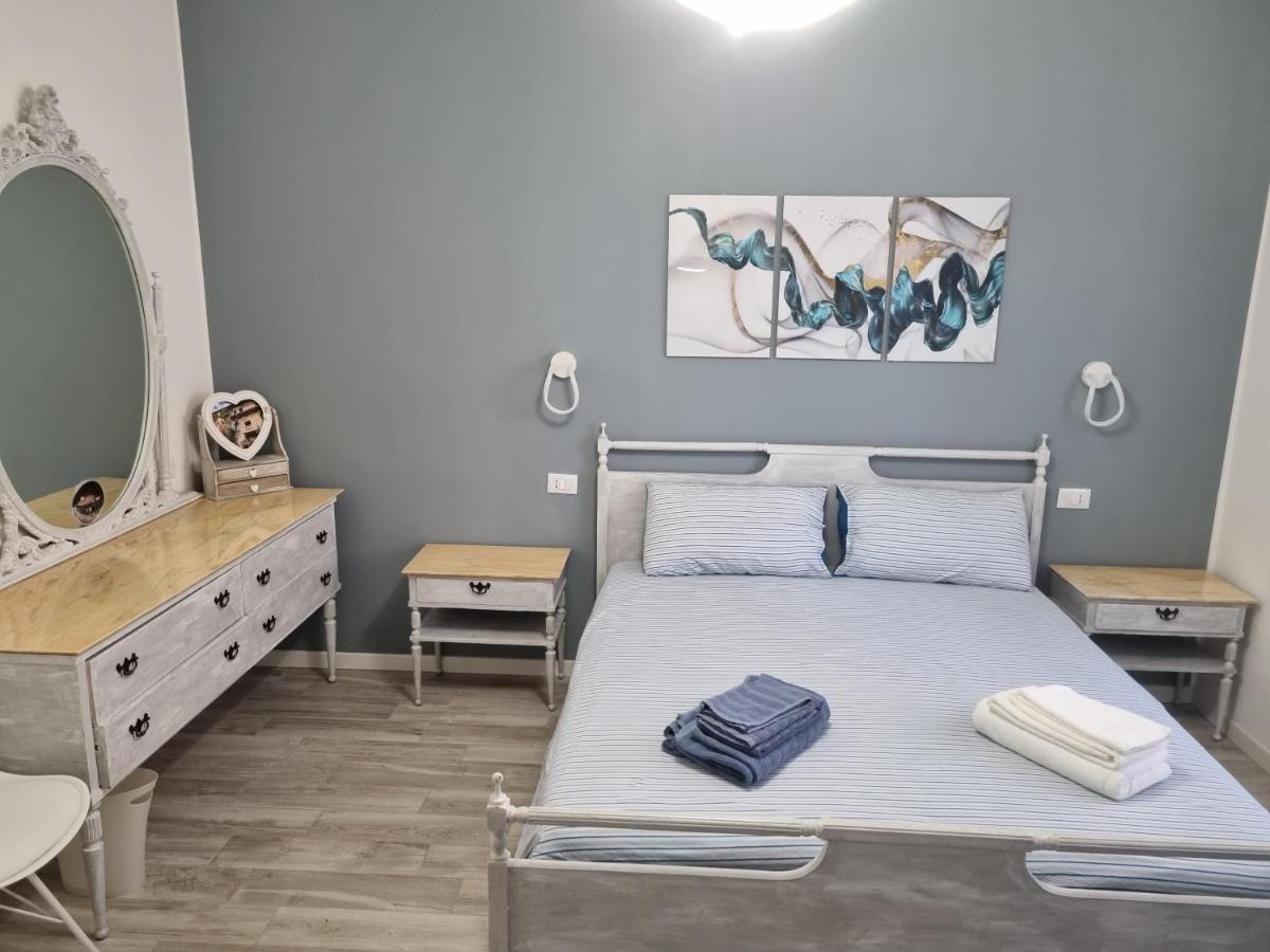 Blue House Apartment - San Massimo Верона Екстериор снимка