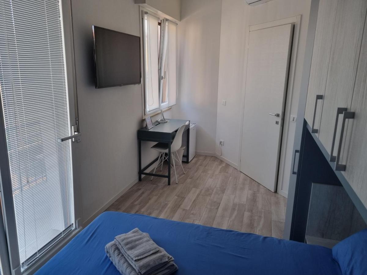 Blue House Apartment - San Massimo Верона Екстериор снимка