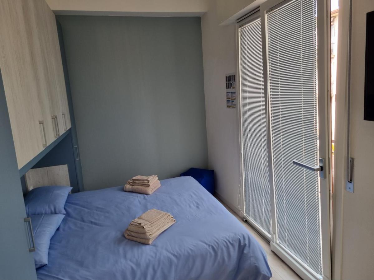 Blue House Apartment - San Massimo Верона Екстериор снимка