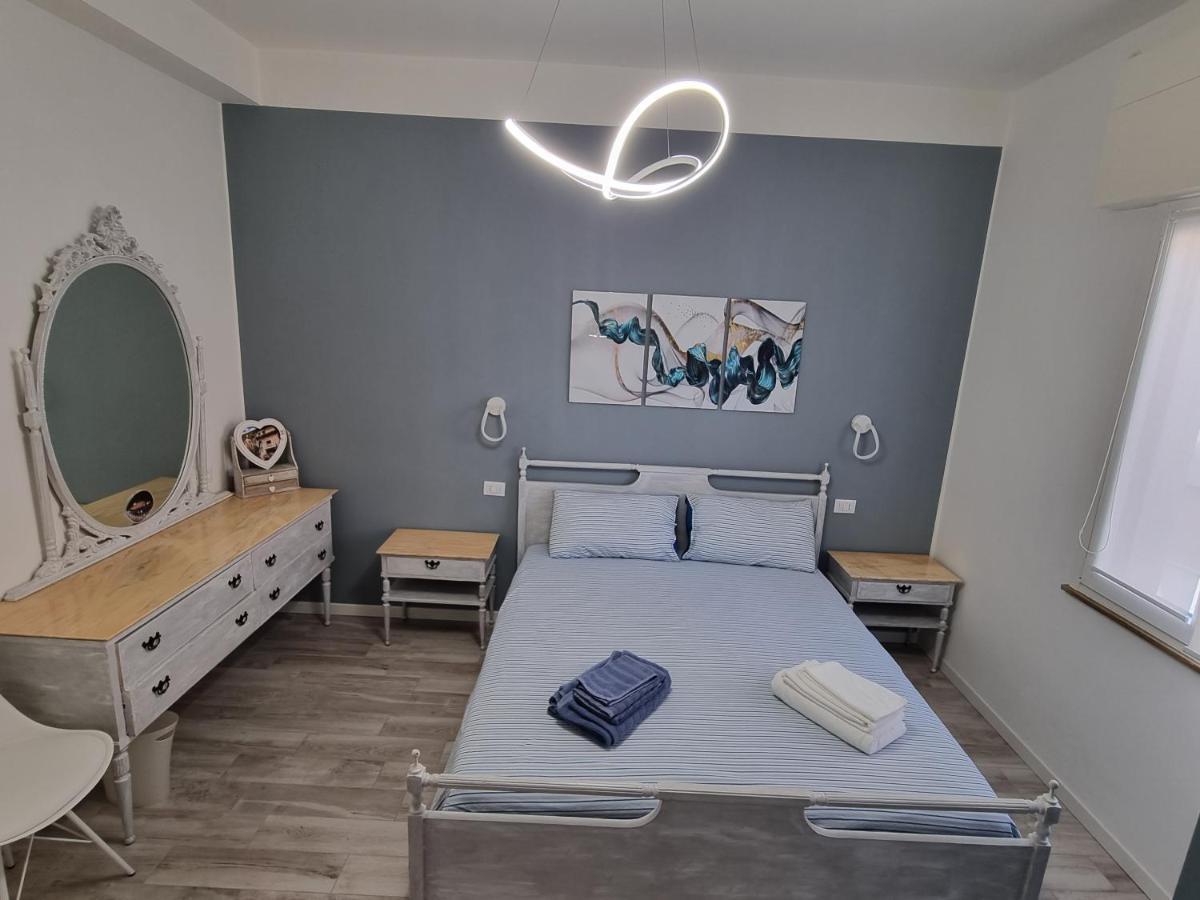 Blue House Apartment - San Massimo Верона Екстериор снимка