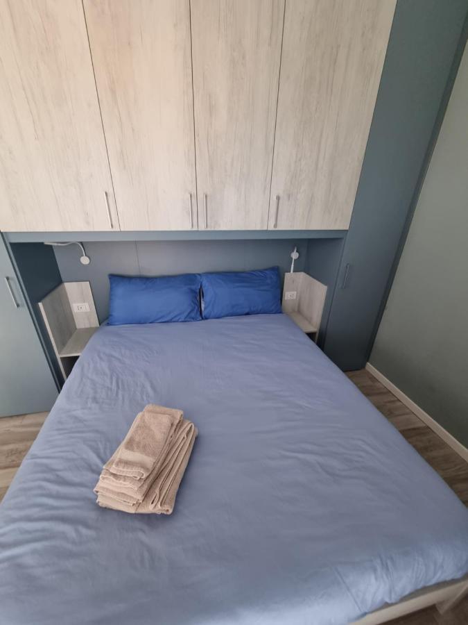 Blue House Apartment - San Massimo Верона Екстериор снимка