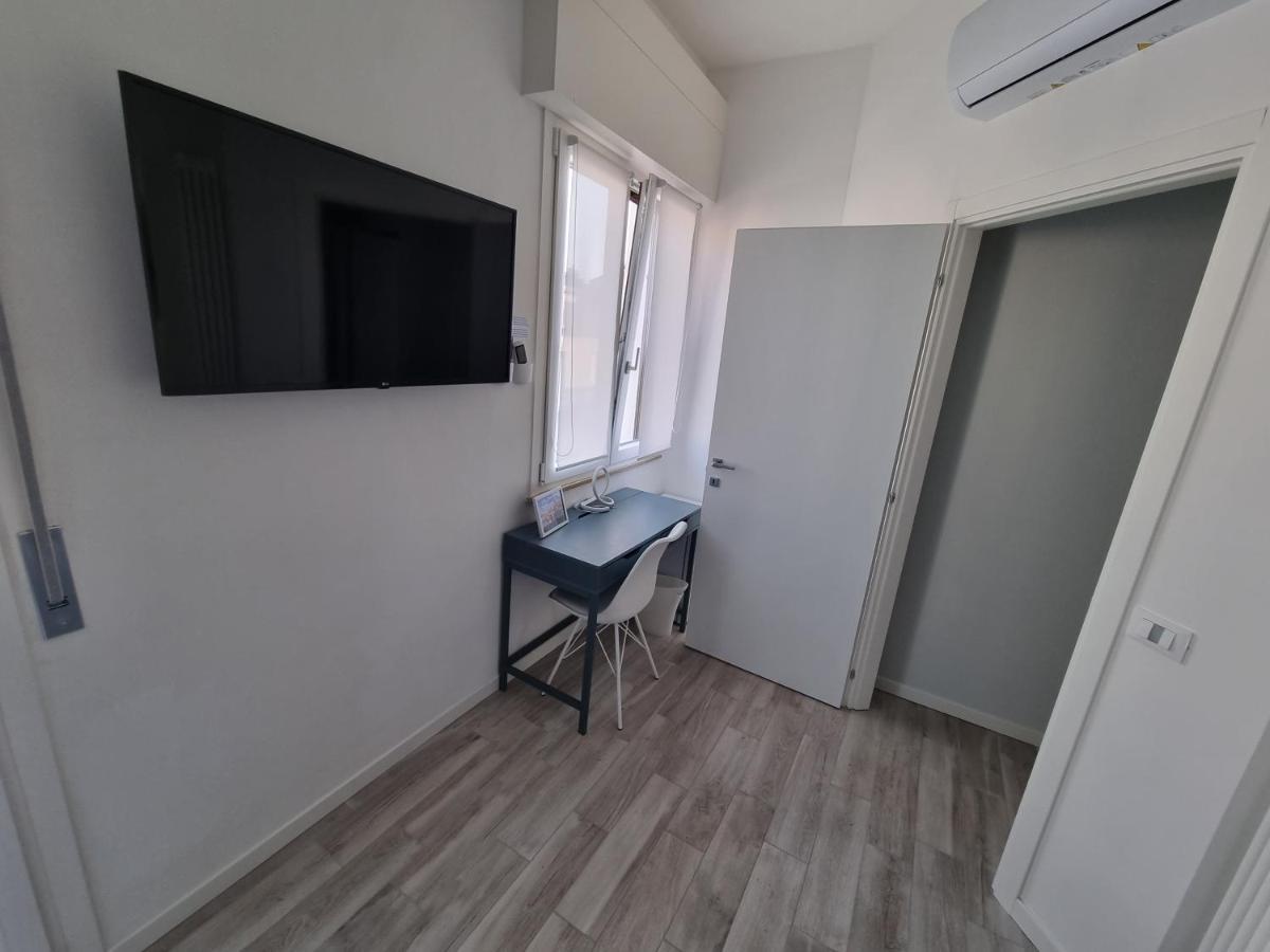Blue House Apartment - San Massimo Верона Екстериор снимка