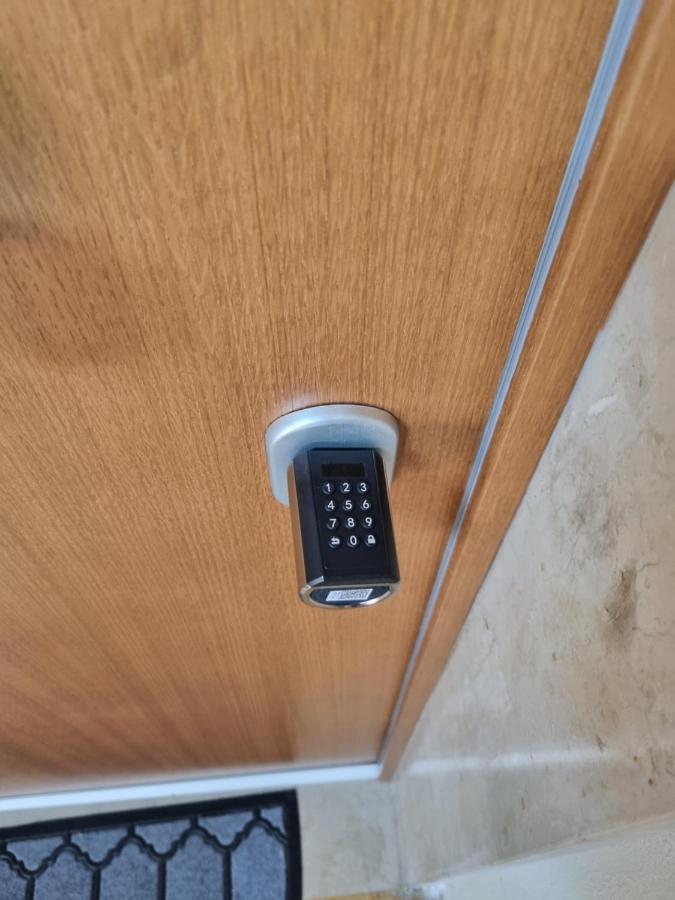 Blue House Apartment - San Massimo Верона Екстериор снимка