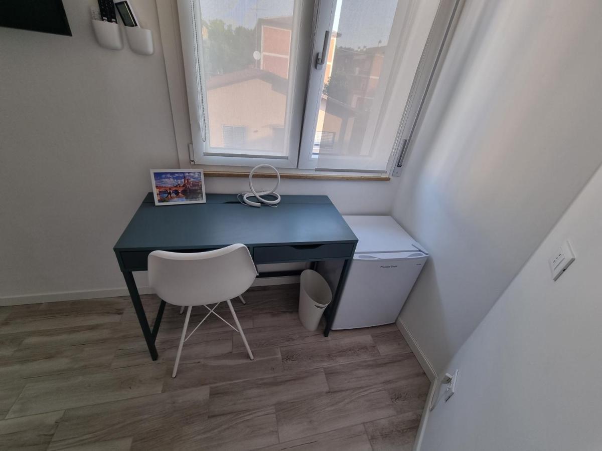 Blue House Apartment - San Massimo Верона Екстериор снимка
