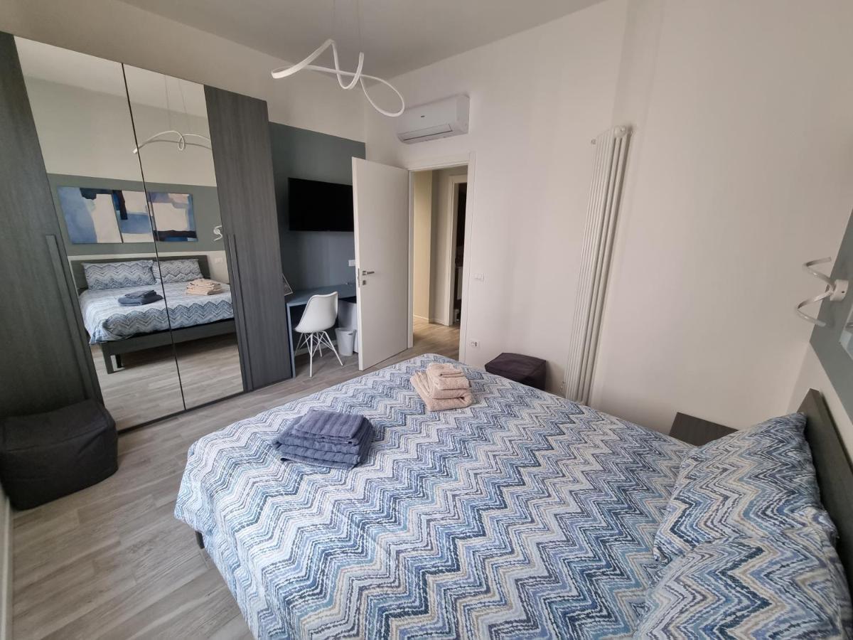 Blue House Apartment - San Massimo Верона Екстериор снимка