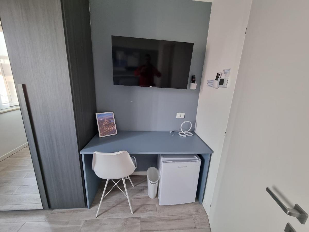 Blue House Apartment - San Massimo Верона Екстериор снимка